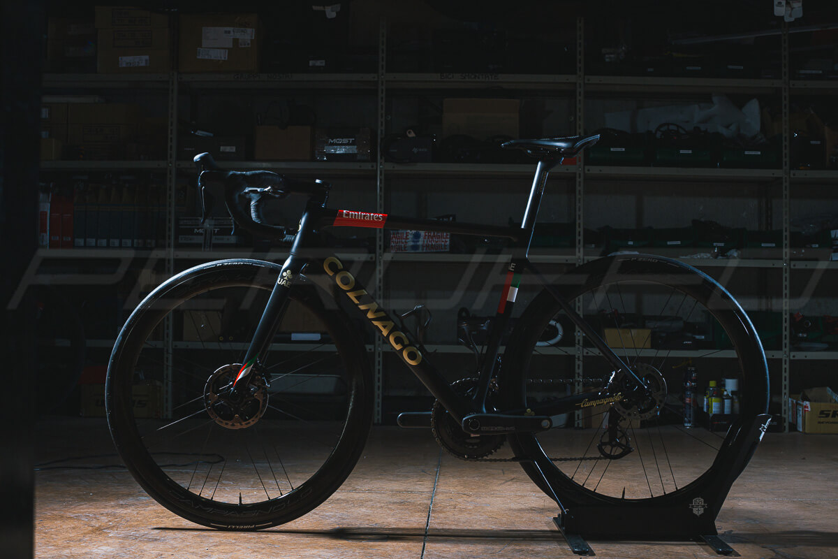 Colnago V3Rs Disc UAE Team Emirates LTD Edition