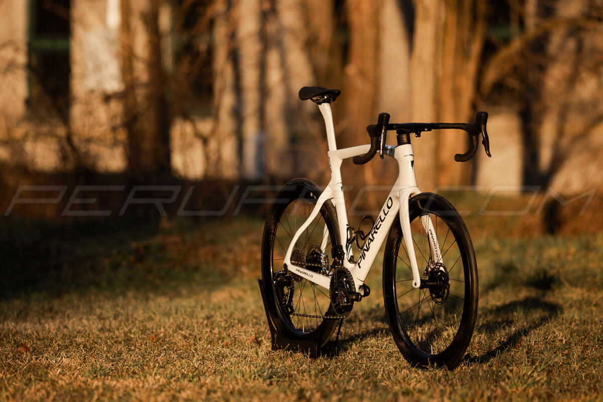 Pinarello Dogma F12 Disk A555 Sideral Grey