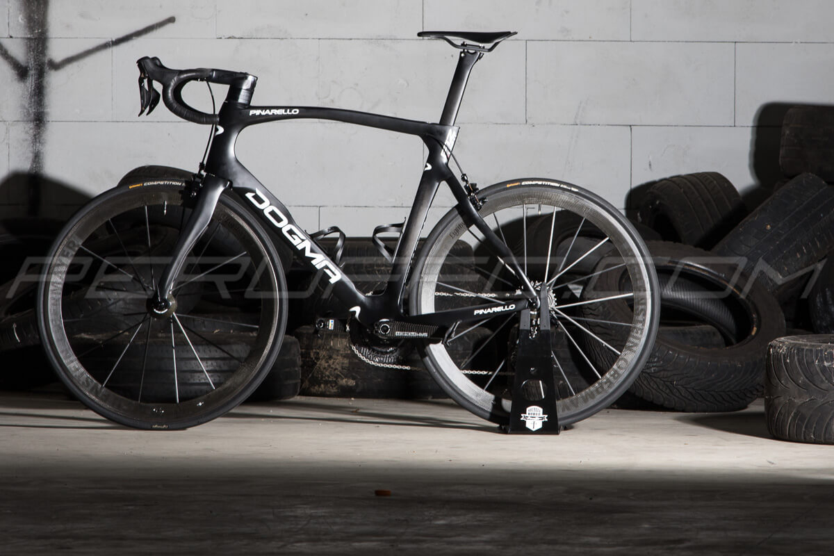 Pinarello Dogma F12 X-Light Team INEOS