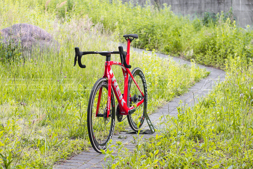 Trek Madone SLR Segafredo - Trek Factory Racing Sram eTap AXS 12 Velocità