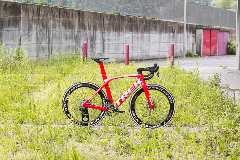 Trek Madone SLR Segafredo - Trek Factory Racing Sram eTap AXS 12 Velocità