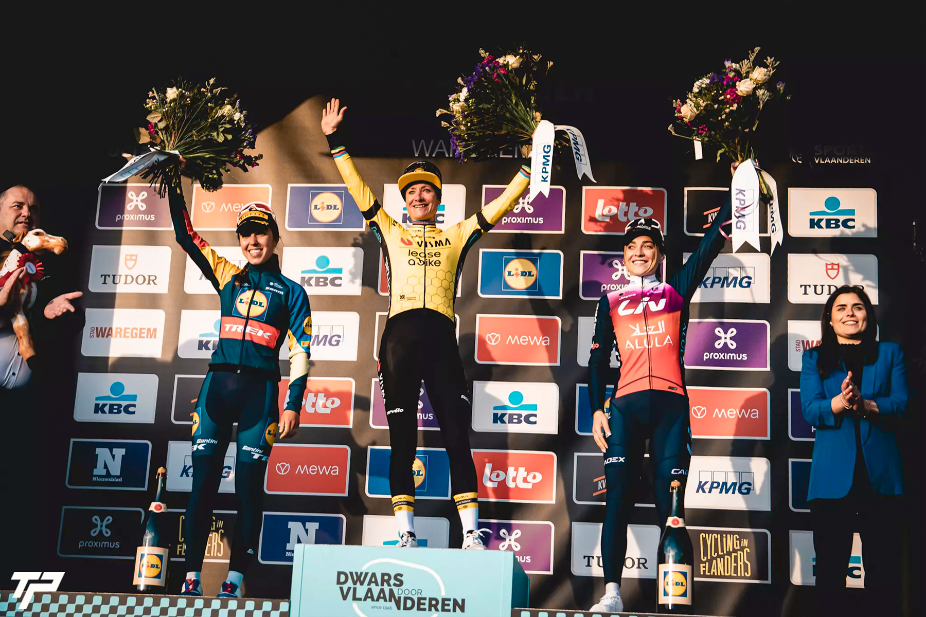 The Dwars door Vlaanderen is tinged yellow: historic double for the hornets