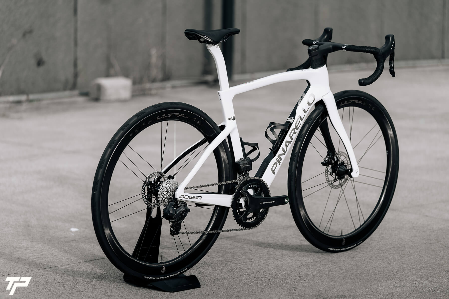 Pinarello New Dogma F: il futuro della perfezione