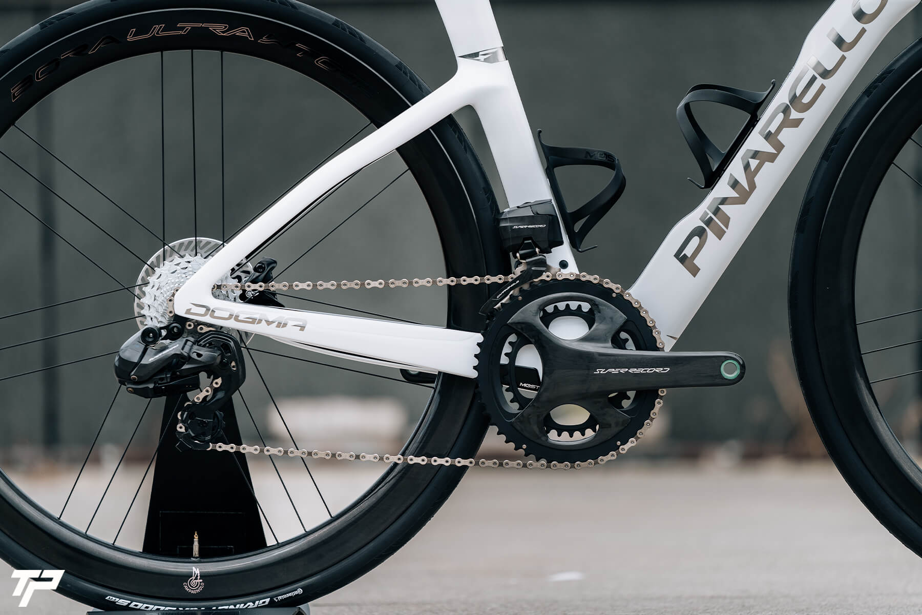 Pinarello New Dogma F: il futuro della perfezione