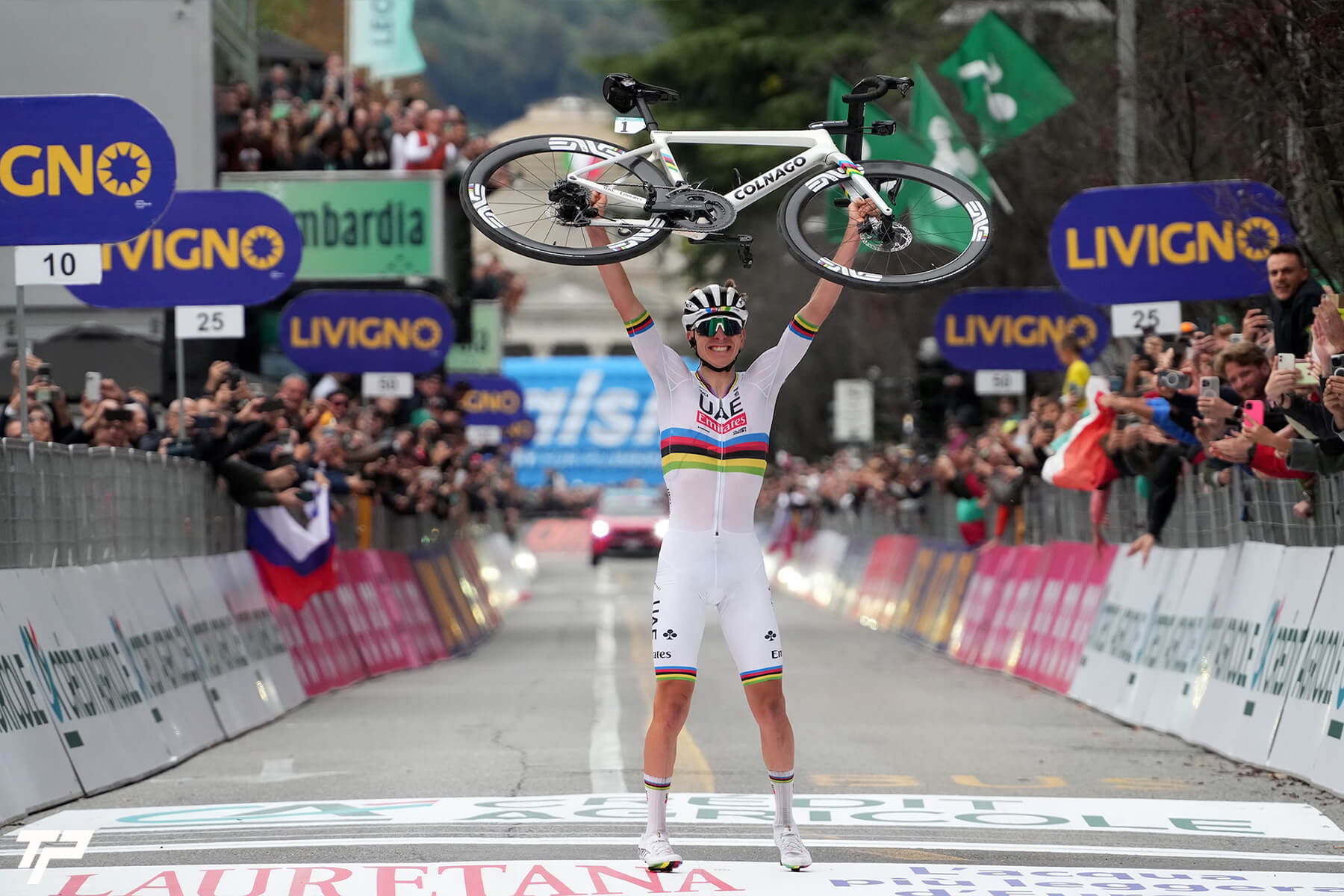 Tadej Pogačar: trionfo epocale al Giro di Lombardia!