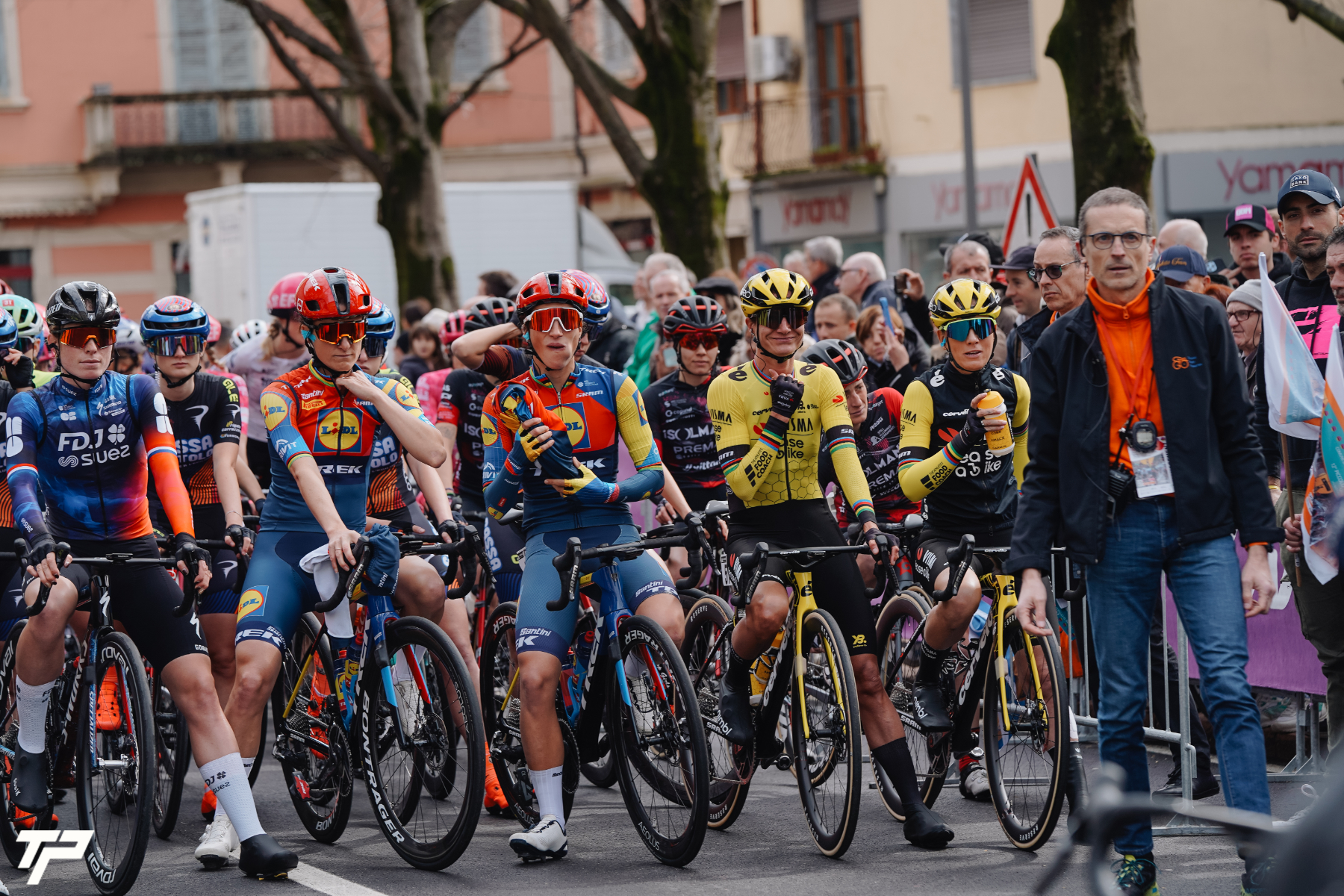 Elisa Balsamo trionfa al Trofeo Binda 2025: volata regale a Cittiglio