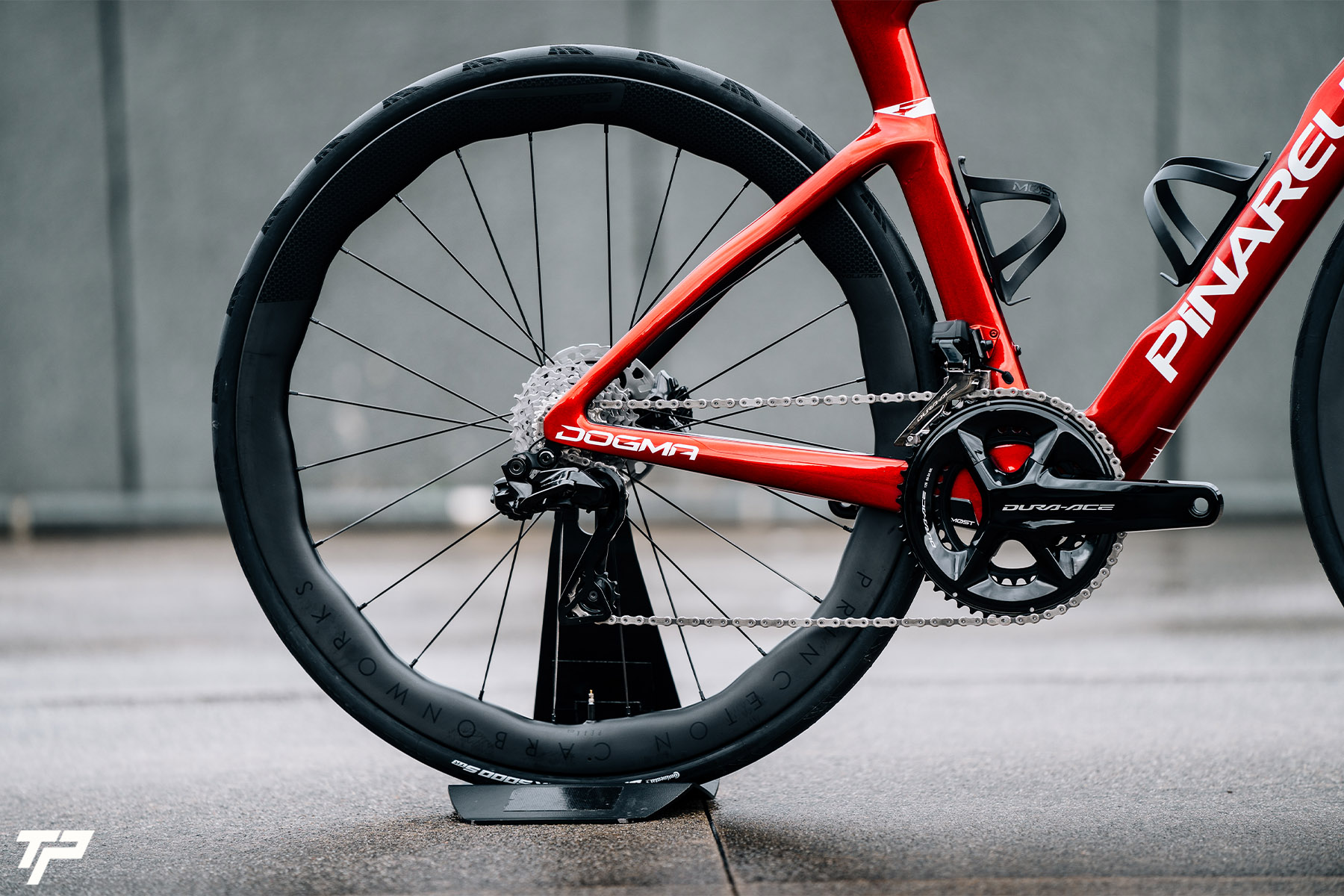PINARELLO NEW DOGMA F: Red sky at night, fair weather in sight