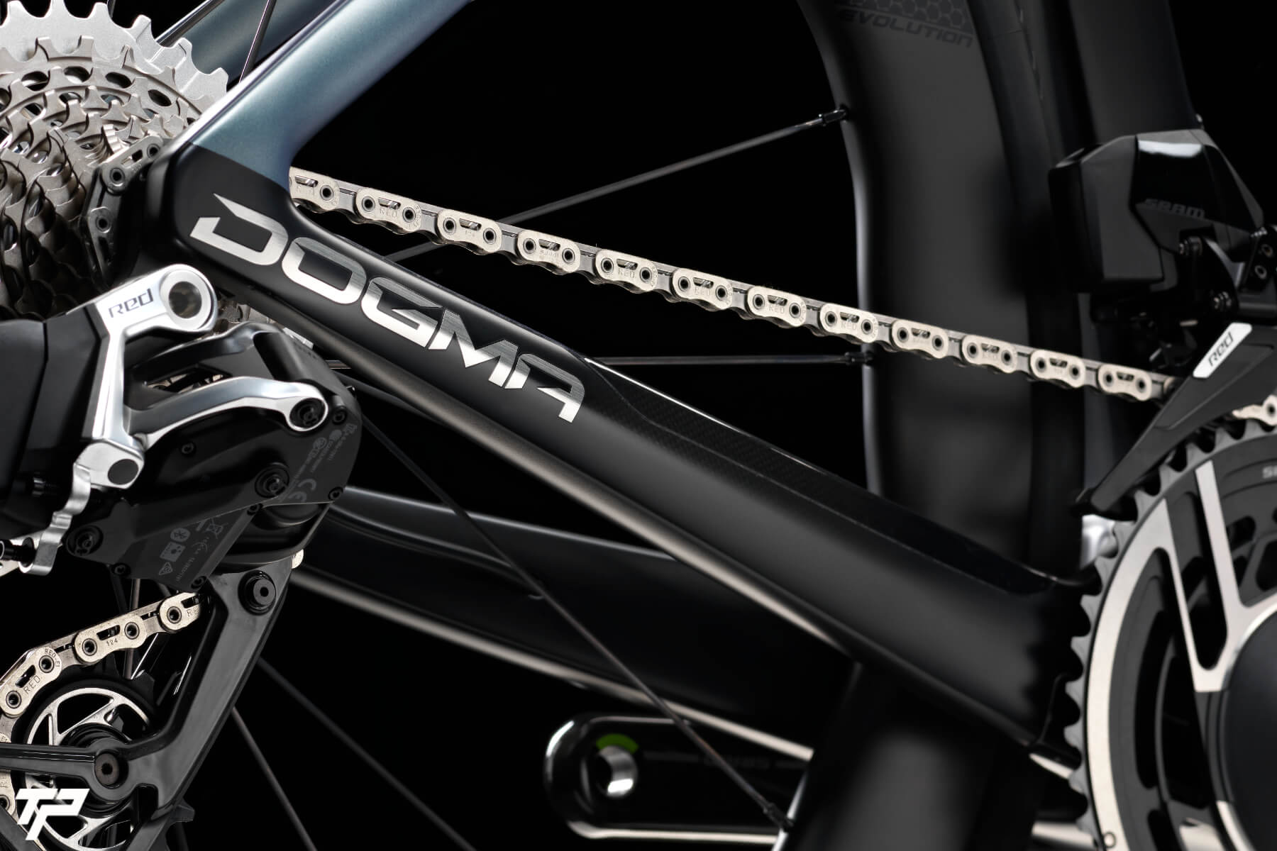 Pinarello Dogma F MY26: l’evoluzione del design e della potenza