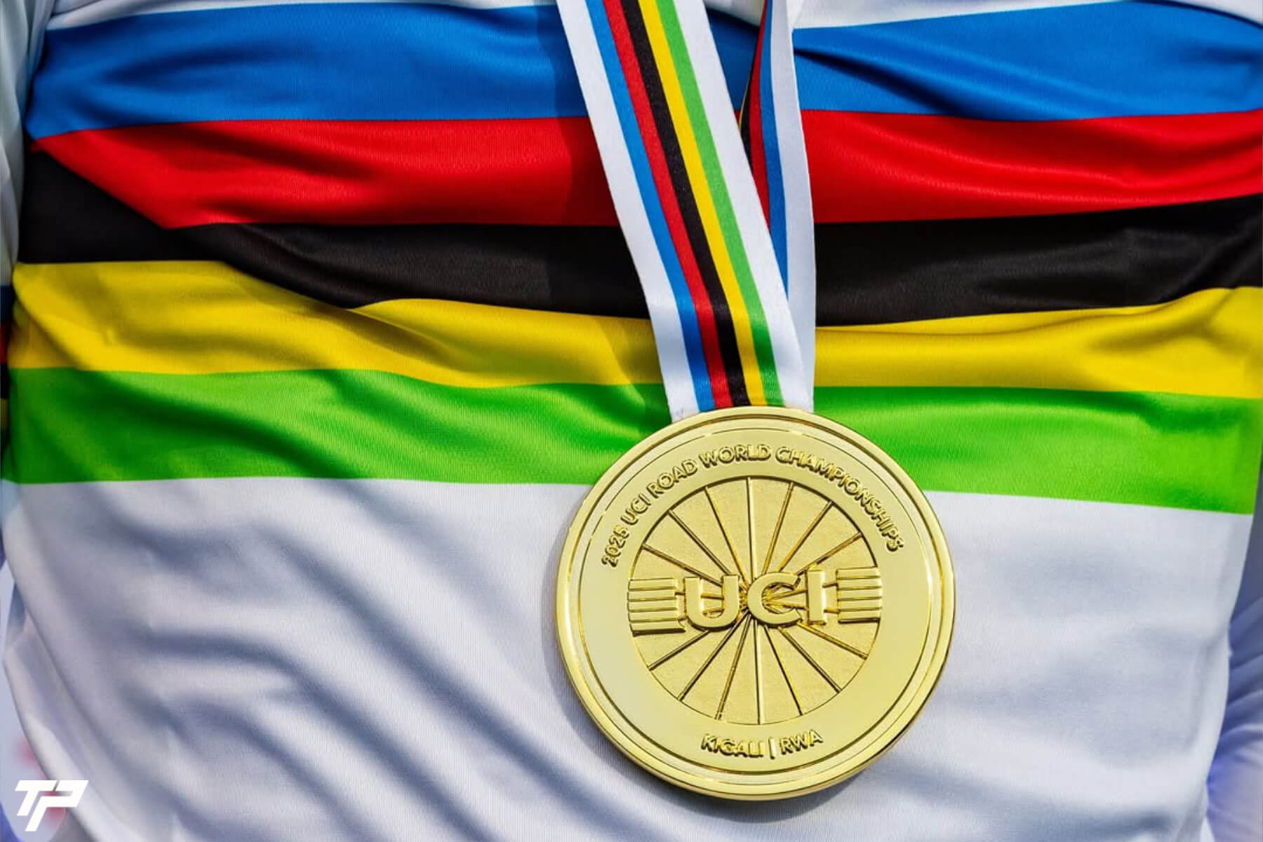 Pogačar trionfa al mondiale UCI strada Kigali 2025
