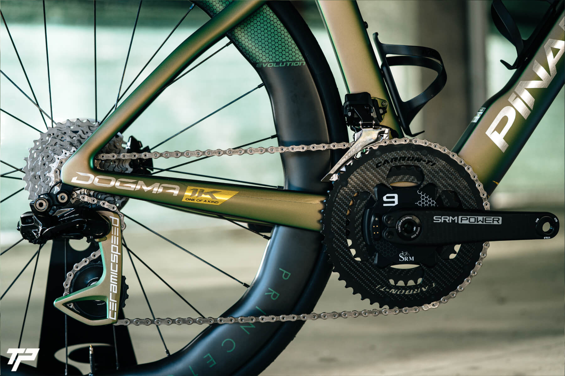 Pinarello New Dogma F MY25 1K: Solo 50 Esemplari per Dominare l'Asfalto