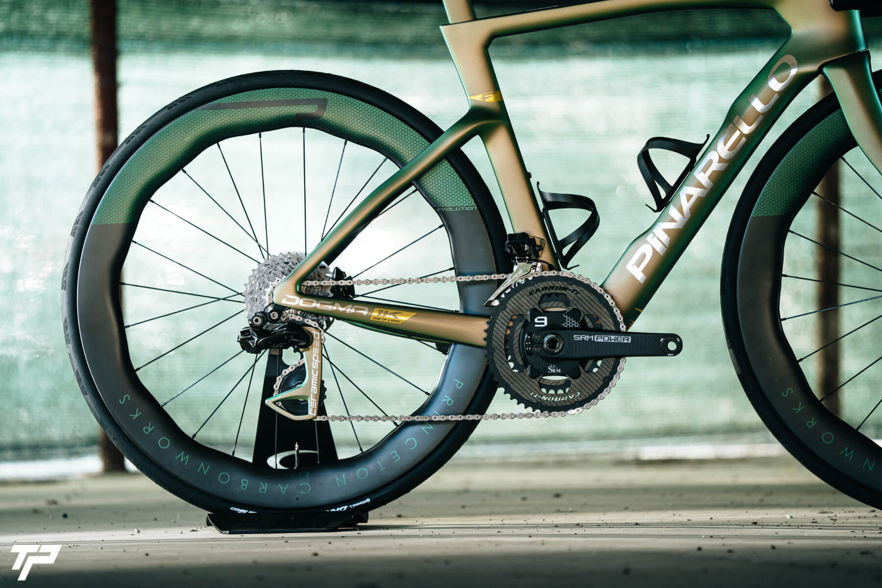 Pinarello New Dogma F MY25 1K: Solo 50 Esemplari per Dominare l'Asfalto