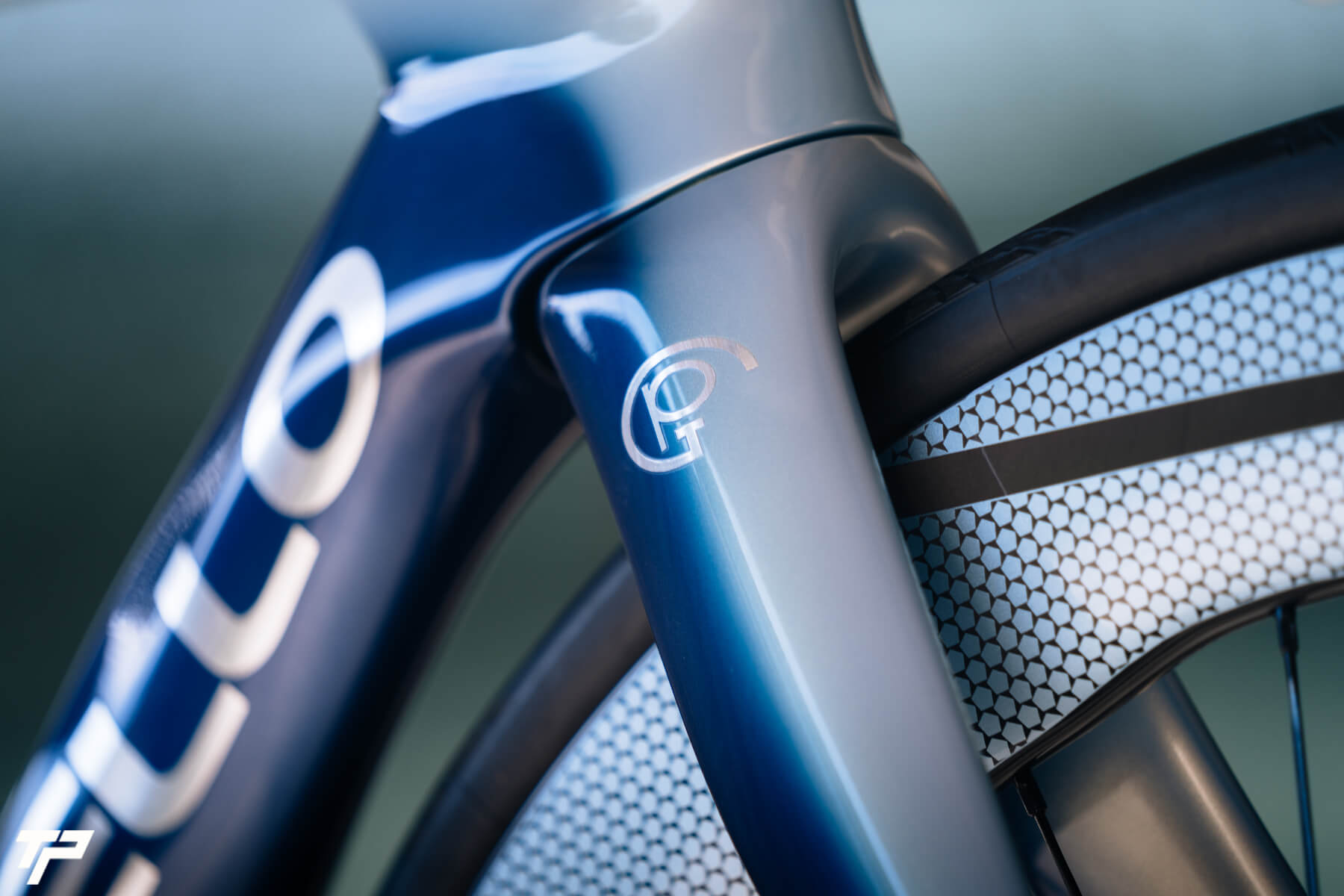 Pinarello New Dogma F: 50 Anni di Vittorie nei Grand Tour, la Leggenda Continua