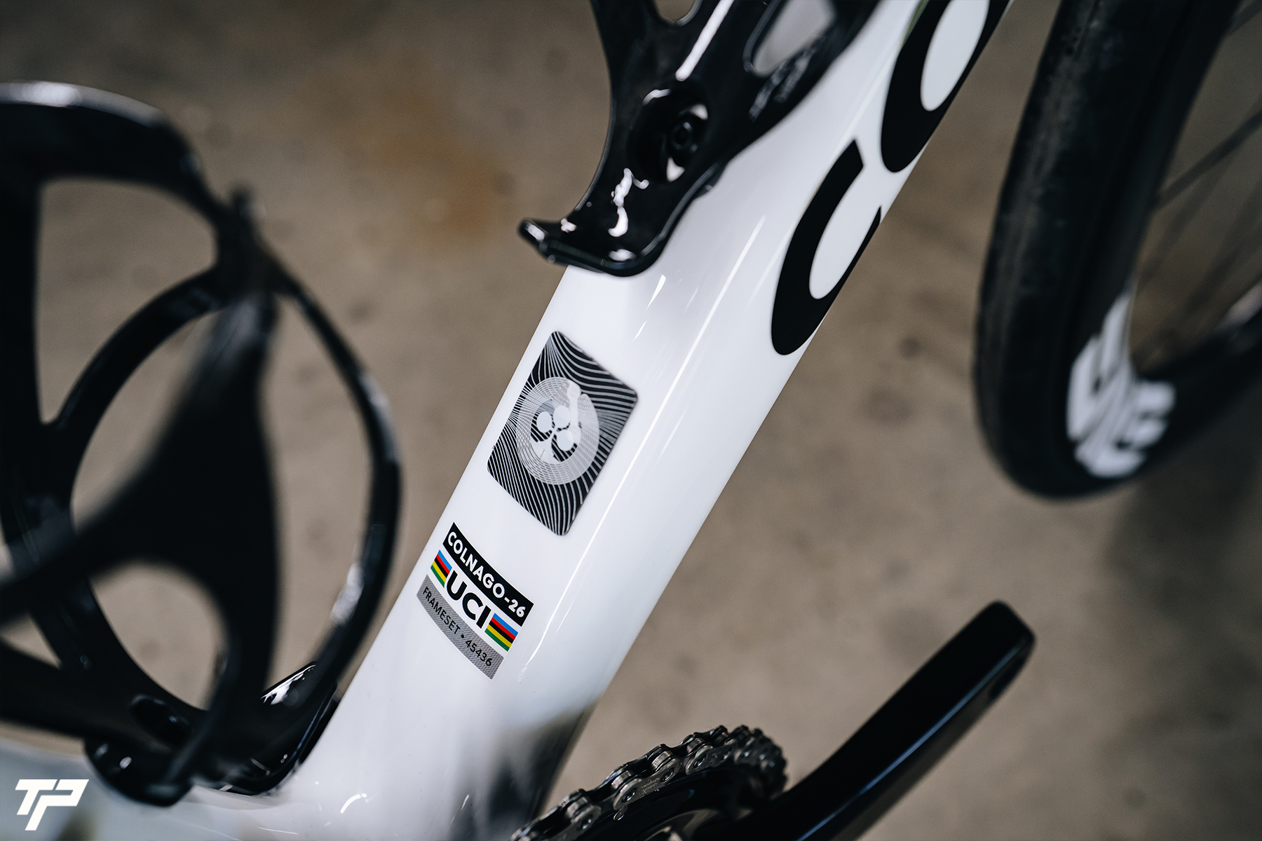 Colnago V5Rs: Stardust on the Road