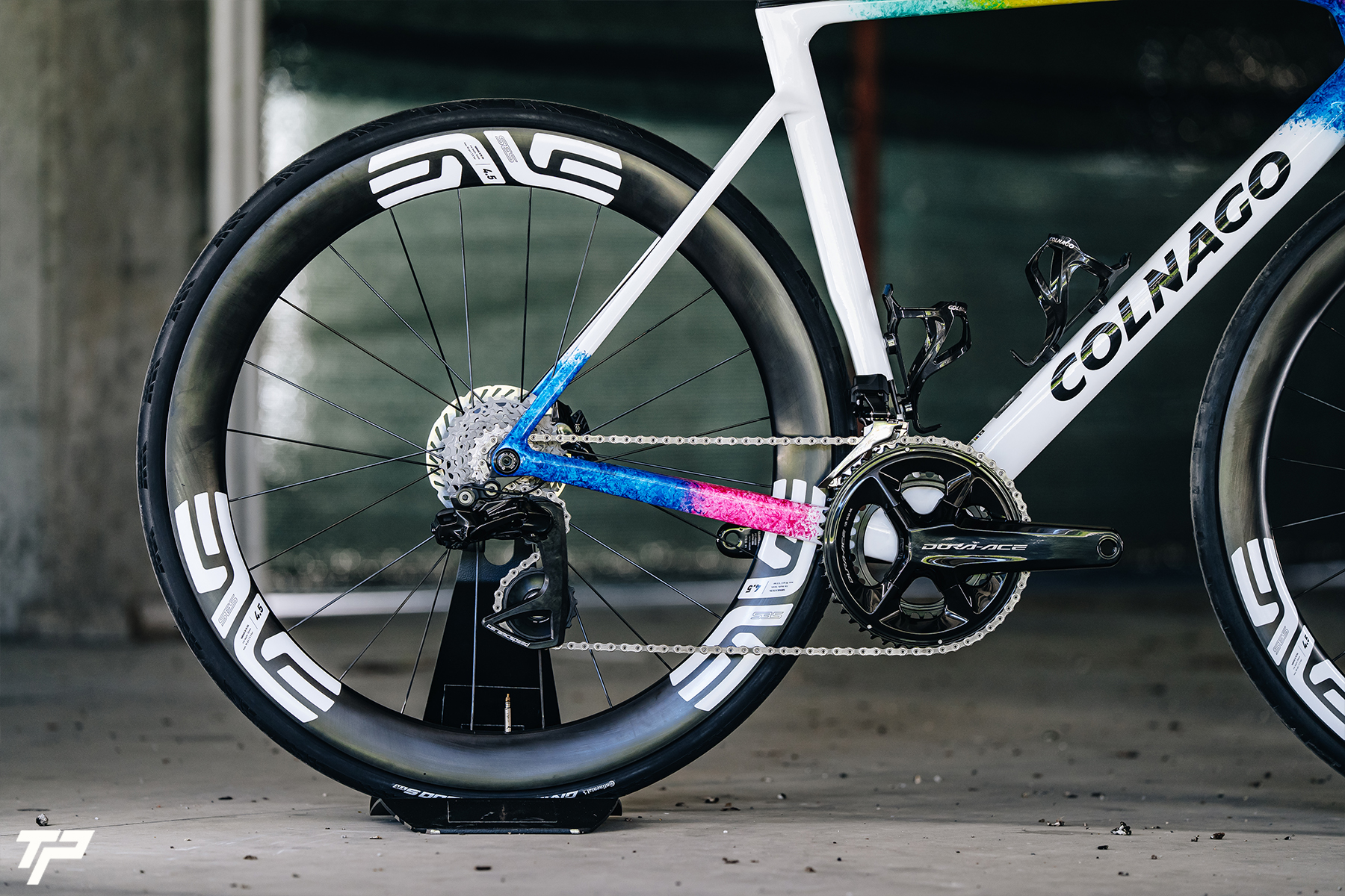 Colnago V5Rs: Stardust on the Road