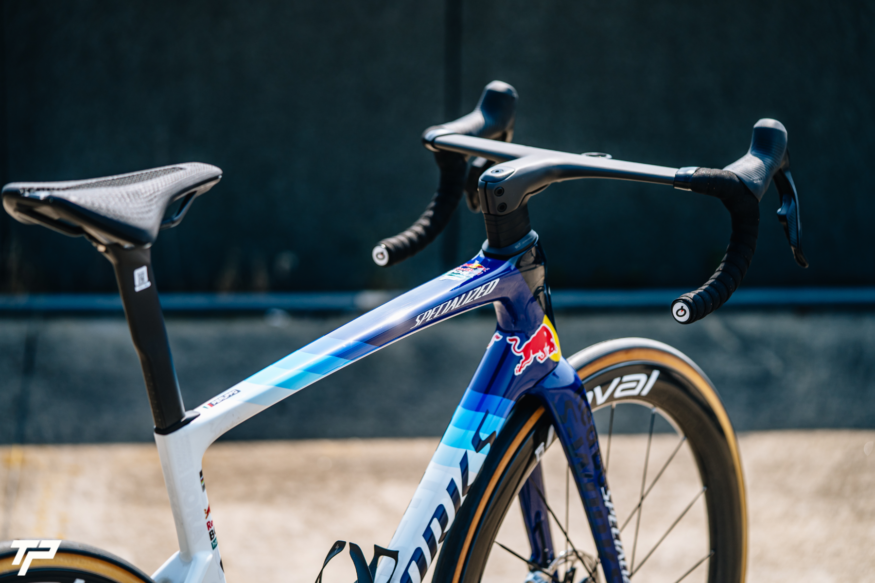 Specialized S-Works Tarmac SL9: lo spirito Red Bull - BORA - hansgrohe