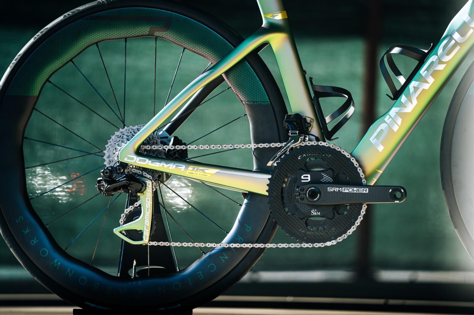 NEW PINARELLO DOGMA F