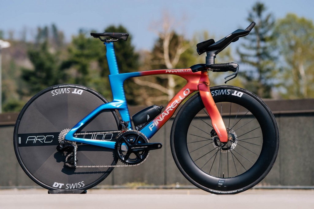 Pinarello Bolide F 2025: La Nuova Frontiera della Velocità