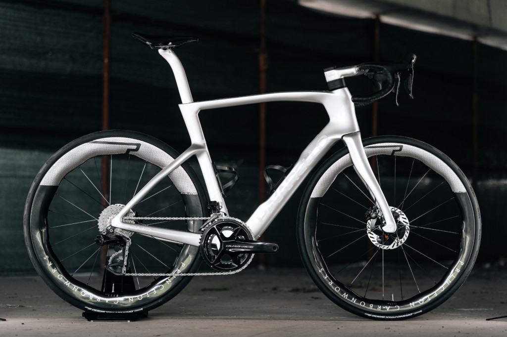 Pinarello Dogma F MyWay 2025: eleganza e performance your way
